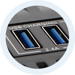 Detalle del panel superior con cargador USB integrado<