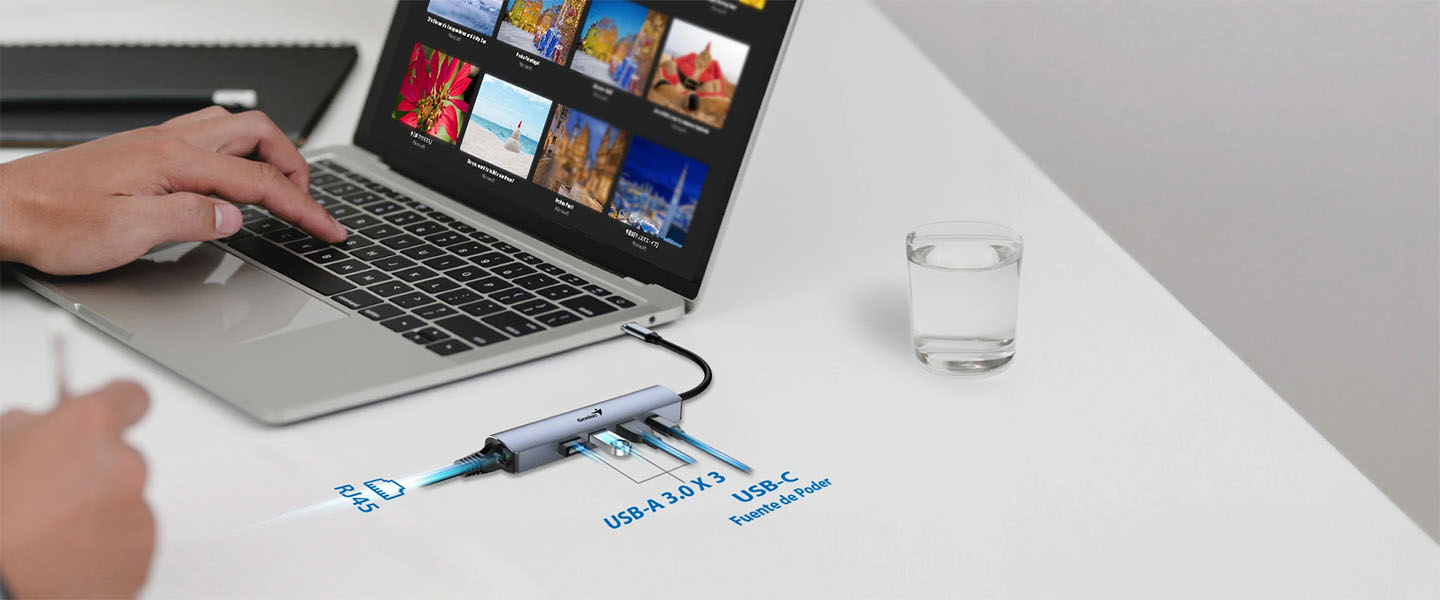 Hub Genius UH-545 conectado a una notebook con puertos RJ45, USB-A 3.0 y USB-C PD en uso