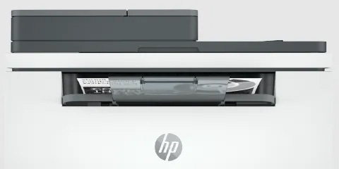 Salida de papel con documento impreso de la impresora multifunción HP LaserJet M236sdw, detalle de impresión rápida