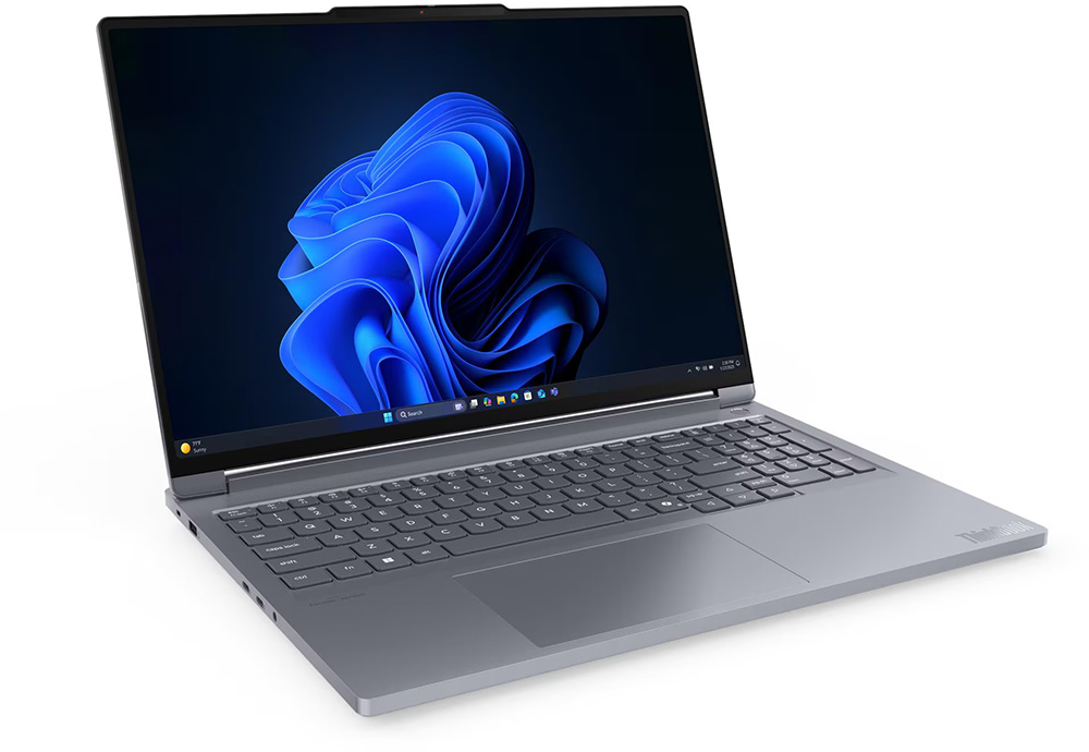 Notebook Lenovo ThinkBook 16p G6 IAX abierta en color Luna Grey, vista de frente con teclado completo y pantalla con fondo de Windows