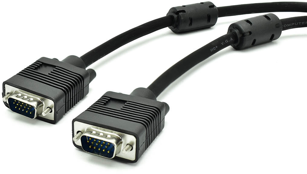 Detalle de los conectores del cable VGA DB15AM-15AM Coaxilado con filtros Nisuta