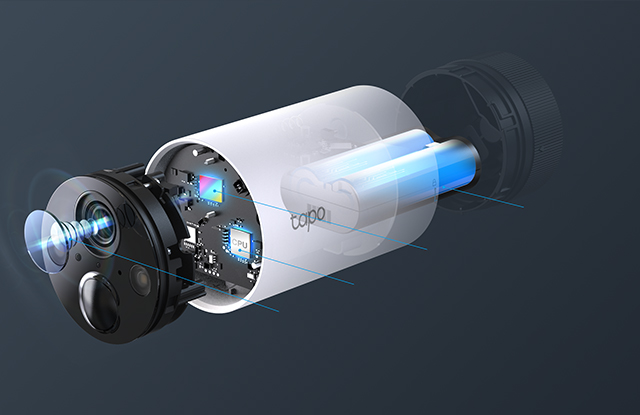 Vista desarmada de la cámara TP-Link Tapo C420S2 con componentes internos y batería extraíble