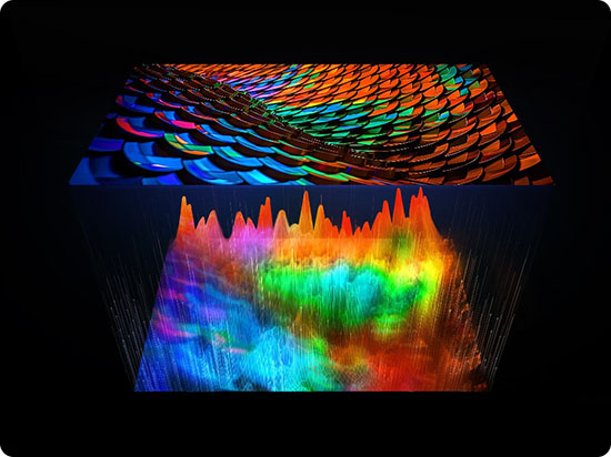 Gráfico que muestra la tecnología PurColor en el televisor Crystal UHD, con una parte superior de escamas coloridas y una base de ondas de luz vibrantes que representan la amplia gama de colores naturales que vas a disfrutar.