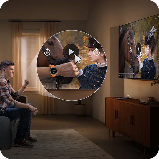 Imagen que muestra la función Universal Gestures, donde podés controlar la reproducción de videos en tu televisor Crystal UHD usando gestos con tu Galaxy Watch sin necesidad de tocar el control remoto.