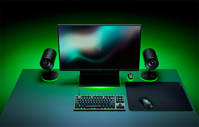 Razer Gigantus V2 Medium dimension Desktop Image