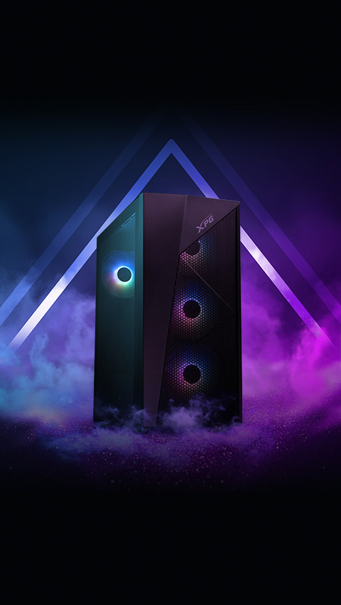 Gabinete XPG LANDER 500 con panel frontal mallado, iluminación RGB interna y fondo gamer con humo y luces azules y violetas
